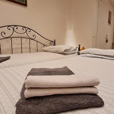 Casa Stella Centro Foce 200 Mt Dalla Passeggiata Imperatrice Apartman