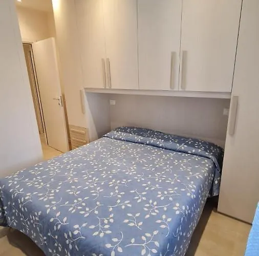 Casa Stella Centro Foce 200 Mt Dalla Passeggiata Imperatrice Apartamento